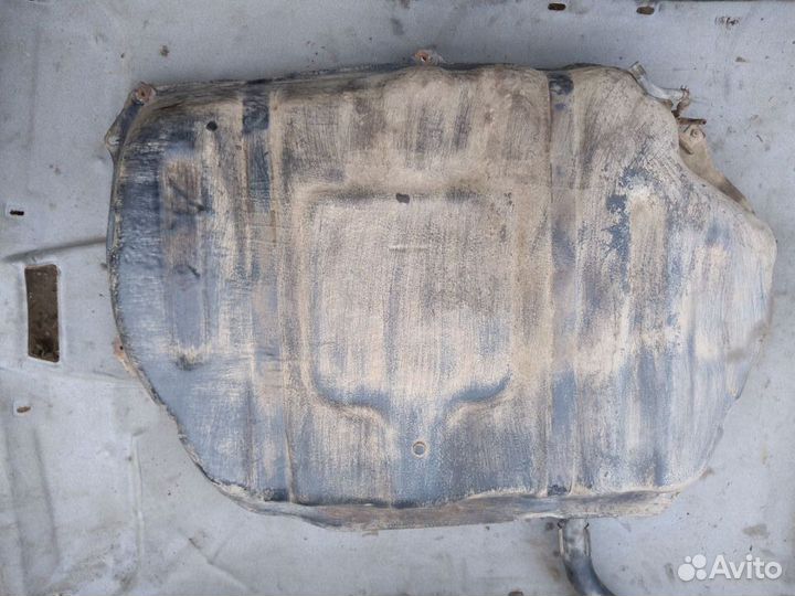 Бак топливный для Mazda 626 (GE) 1992-1997