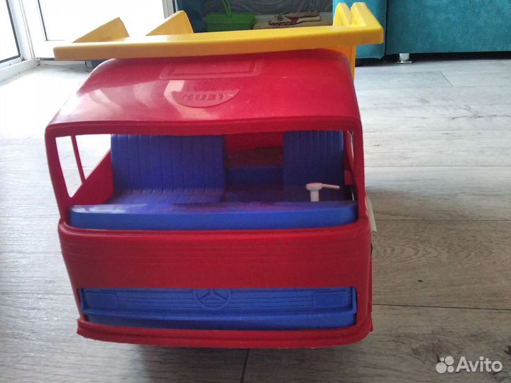 Большой грузовик игрушка