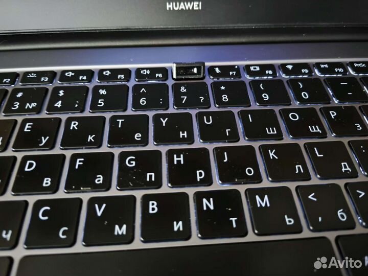 Huawei matebook d14