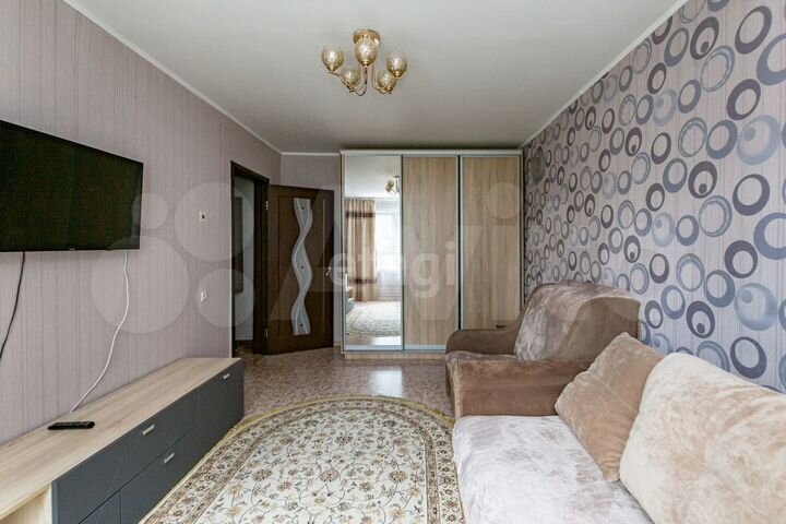 2-к. квартира, 49,5 м², 1/9 эт.