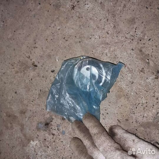 Натяжной ролик ремня грм Renault Logan