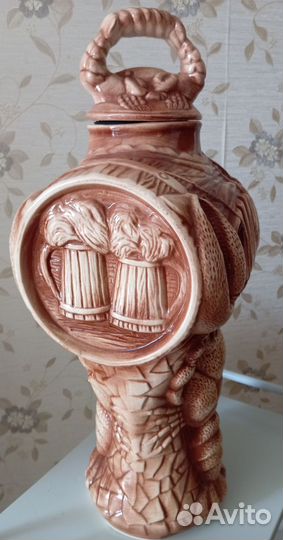 Декоративный, керамический бочонок для пива