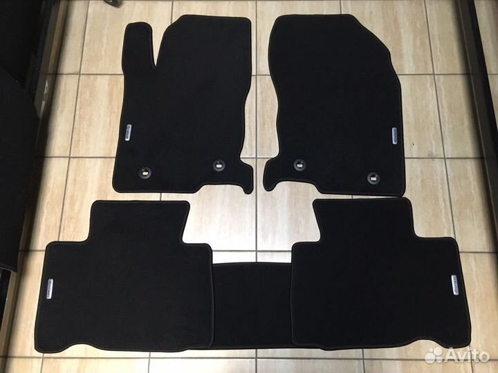 Велюровые автоковрики для Лексус NX