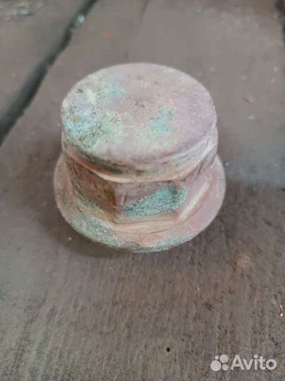 Колесо от старинной телеги