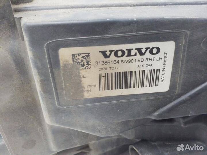 Фара левая Volvo S90