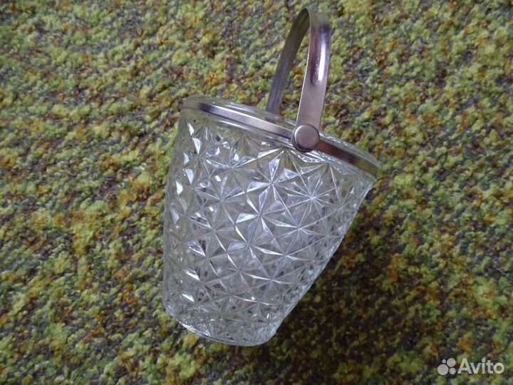 Ваза и пепельница