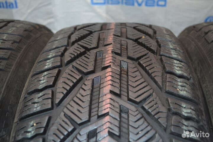 Kormoran Snow 225/45 R17 94H