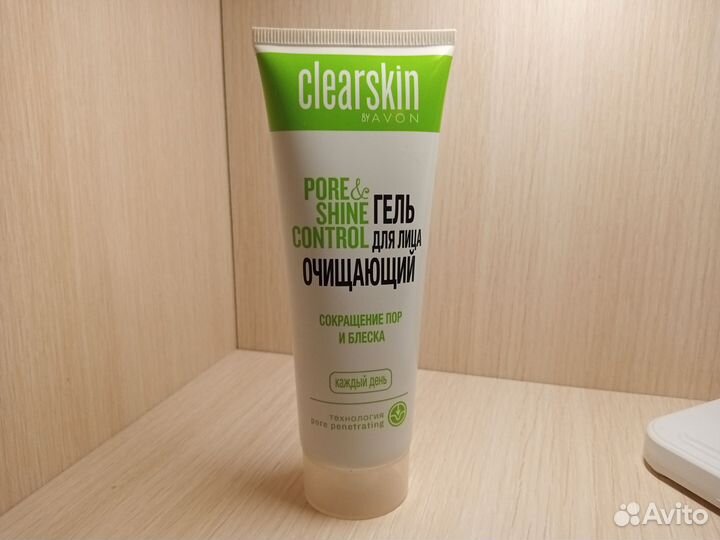 Гель для умывания очищающий Avon / Эйвон 125 мл