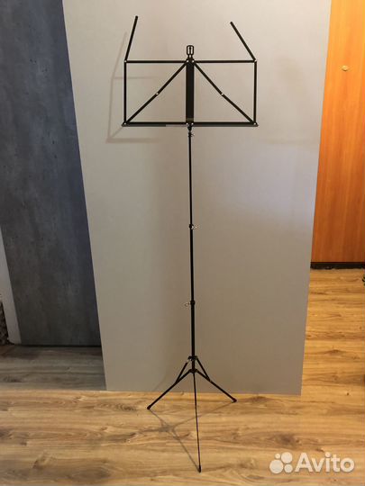 Подставка для нот, пюпитр