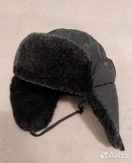 Зимняя шапка с мехом на мальчика