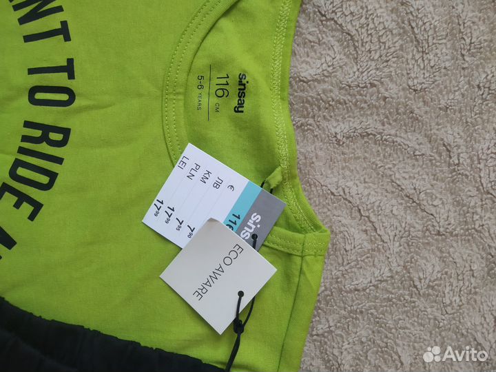 Костюм на мальчика новый 116 размер