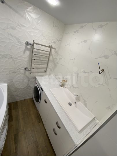 3-к. квартира, 107,4 м², 7/14 эт.