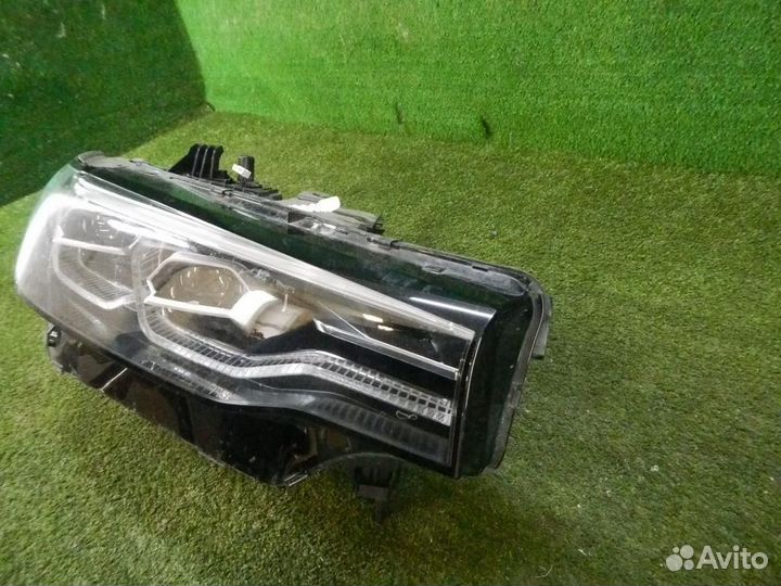 Фара правая BMW X7