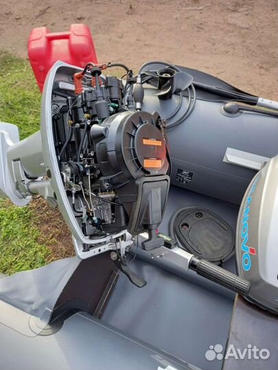 Лодка Ривьера 3200ск