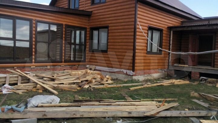 Коттедж 165 м² на участке 8 сот.