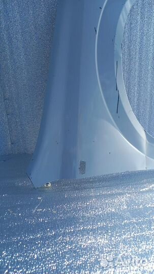 Крыло переднее правое Opel Astra H с дефектом