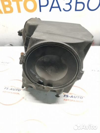 Корпус воздушного фильтра Ford C-Max 1.8 qqdb 2008