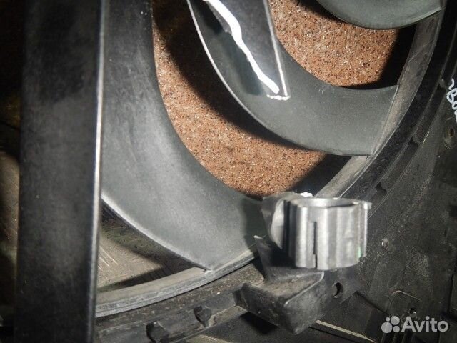 Диффузор вентилятора Land rover Range Rover Evoque