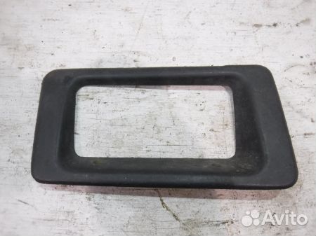 Накладка противотуманной фары левой