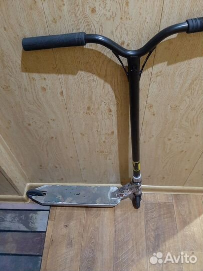 Трюковой самокат