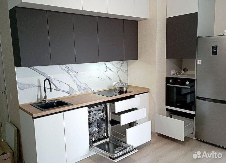 Кухня в потолок