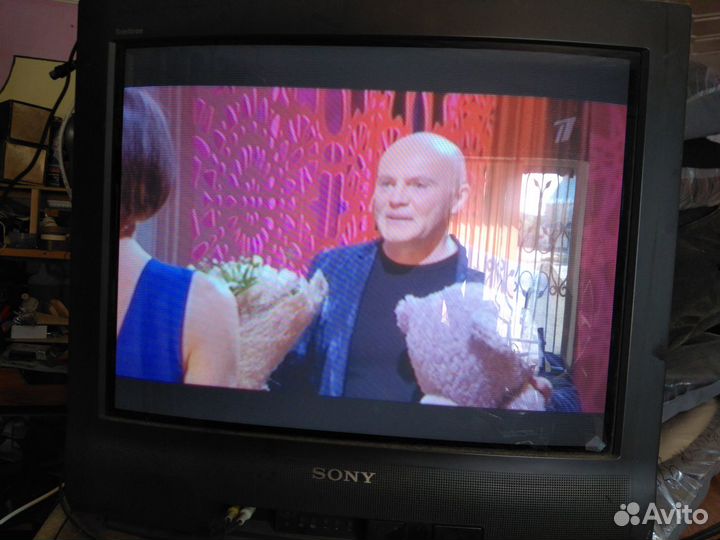 Телевизор Sony Trinitron KV-25M1K