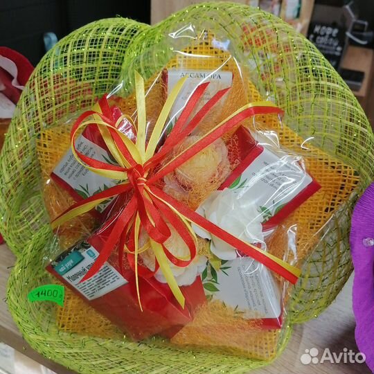 Корзинка, чай, подарок