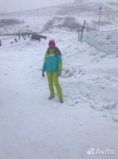 Горнолыжный костюм женский