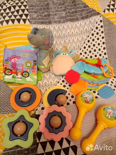 Развивающие игрушки
