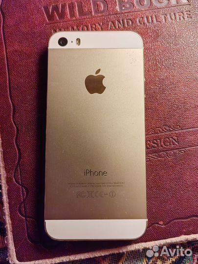 Телефон iPhone