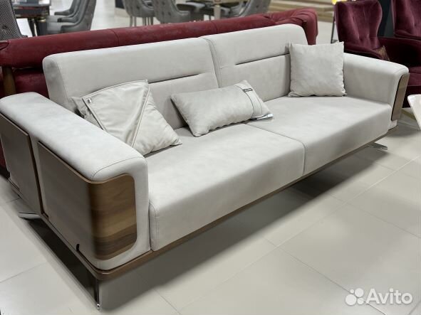 Диван с креслами