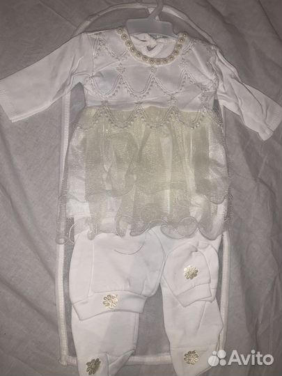 Комплект на выписку для девочки