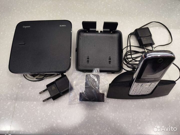 Стационарный телефон Gigaset SL400A и Panasonic510