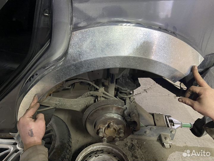 Ford Focus 2 колесные арки задних крыльев левый