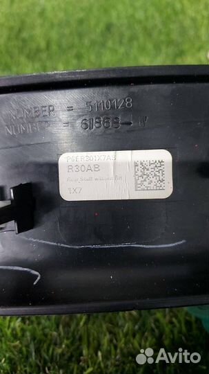 Накладка внутренняя на порог задняя правая Dodge