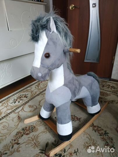 Лошадь качалка деревянная
