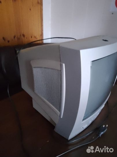 Продаётся телевизор