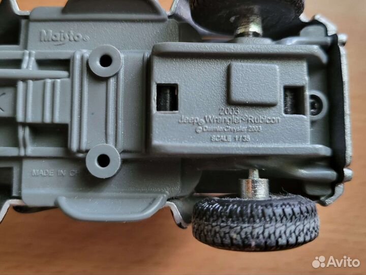 Модель Jeep Wrangler Rubicon 2003 (1/35)