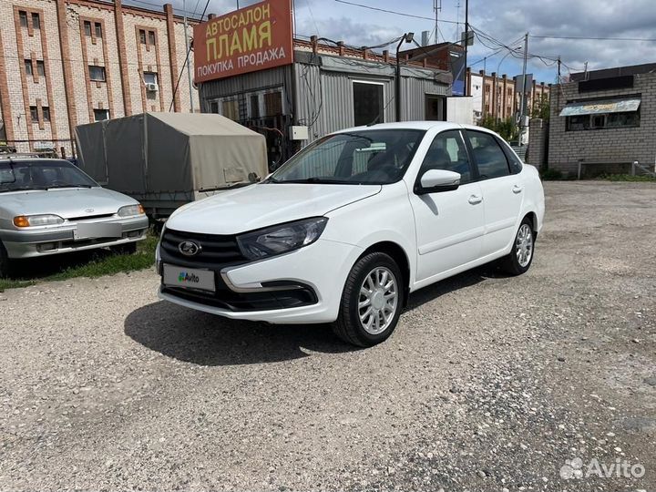 LADA Granta 1.6 AT, 2019, 106 000 км