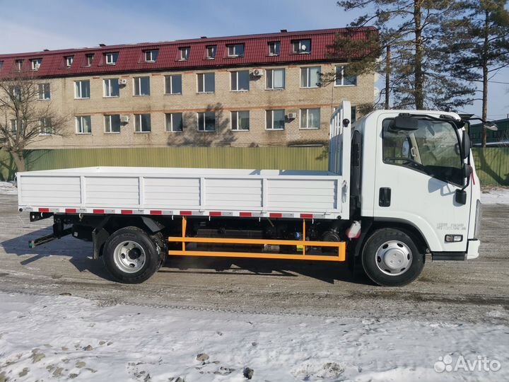 Бортовой грузовик Isuzu Elf, 2023