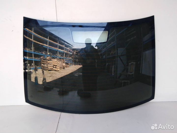 Стекло заднее Ford Focus 2 DA 2005-2008