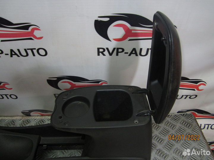 Подлокотник Opel Vectra B 1.8 1995-2002