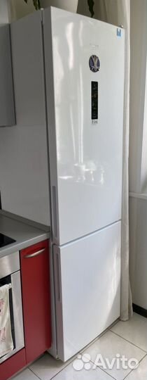 Холодильник Hotpoint-Ariston RFI 20 W