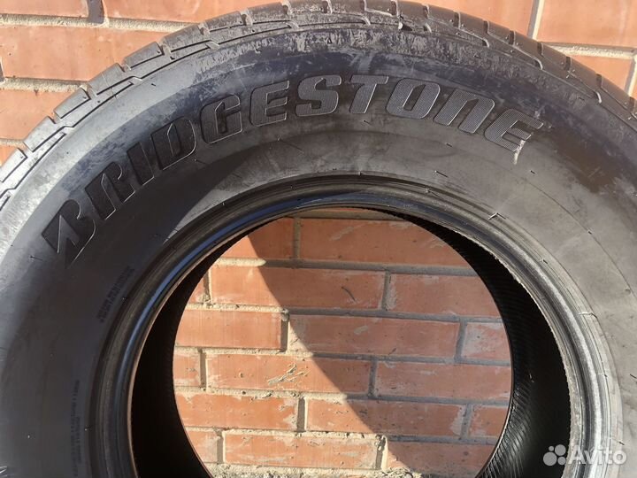 Bridgestone Dueler H/P 265/70 R16