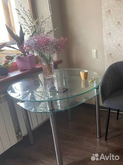 Кухонный стол