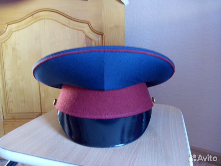 Продам фуражку офицескую, новую. Размер 57