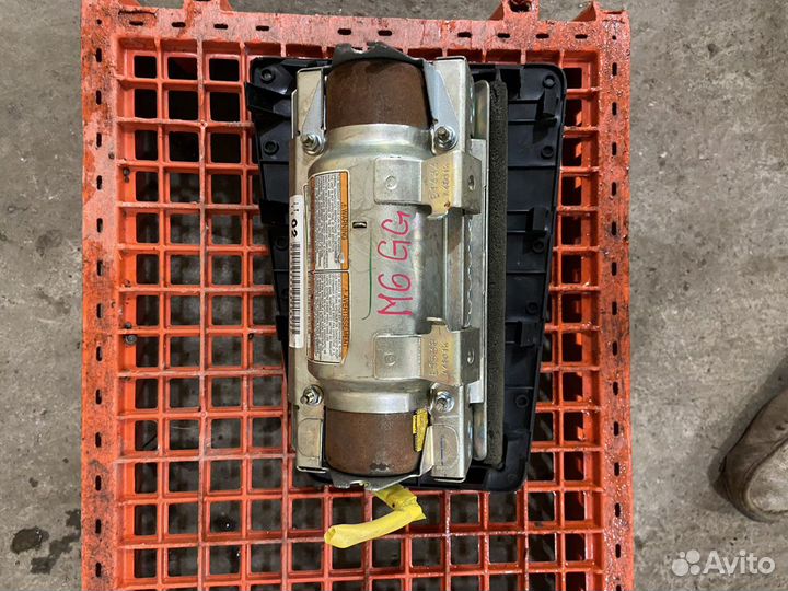 Подушка безопастности в торпедо мазда 6 gg