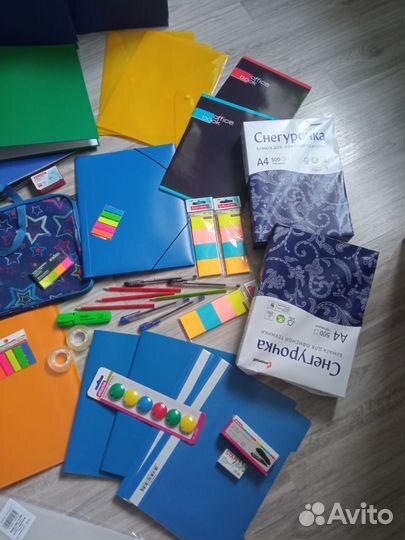 Новые канцтовары для школы, офиса