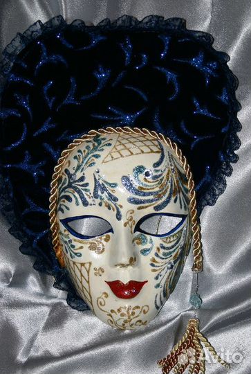 Карнавальные маски ручной работы