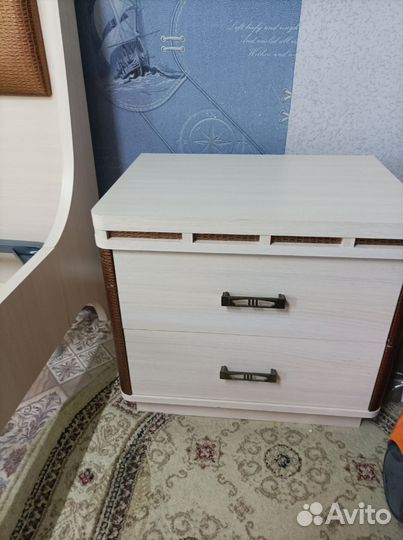 Спальный гарнитур